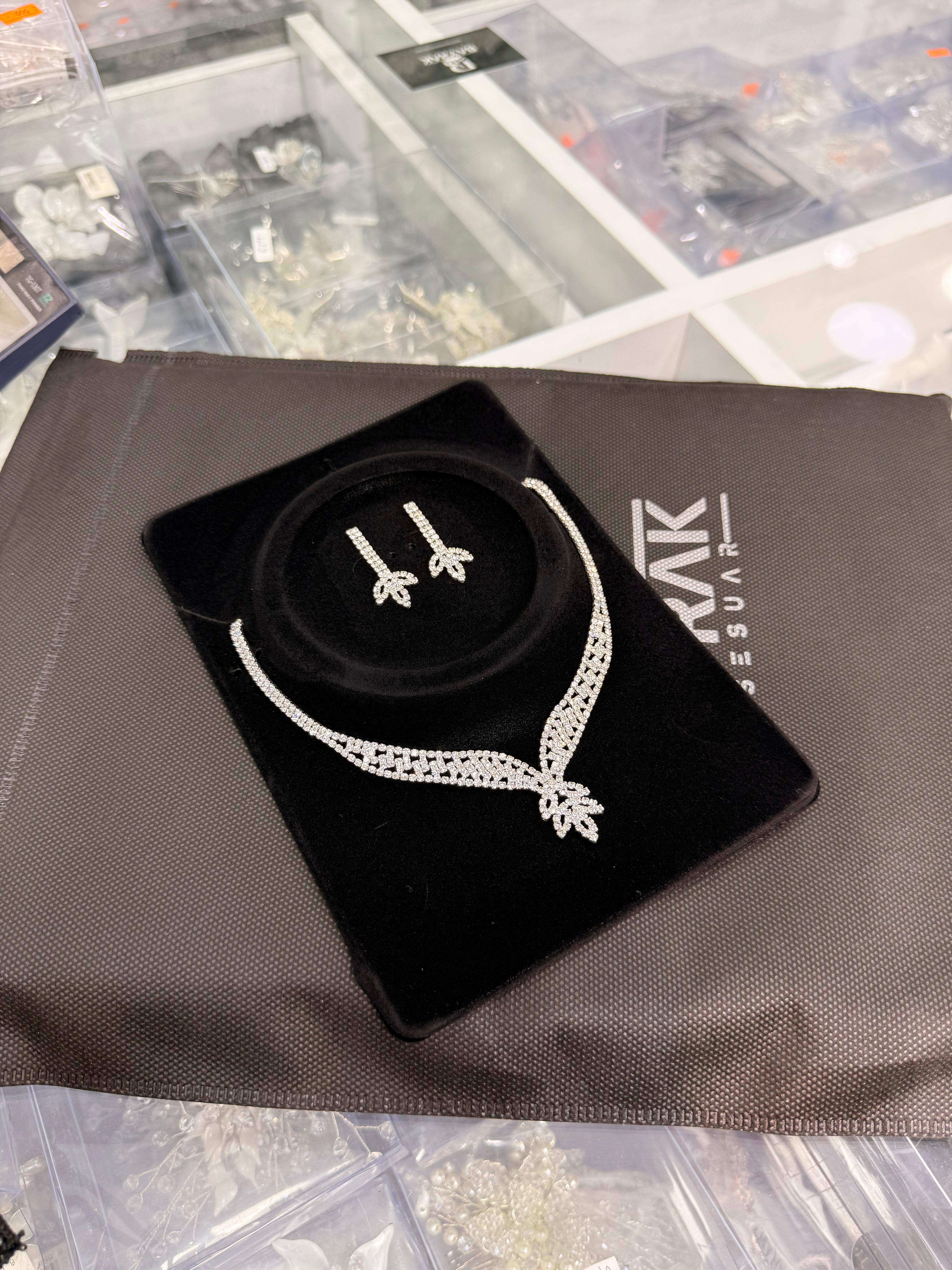 ABİYE TAŞLI TAKI SETİ - BBTK 2120