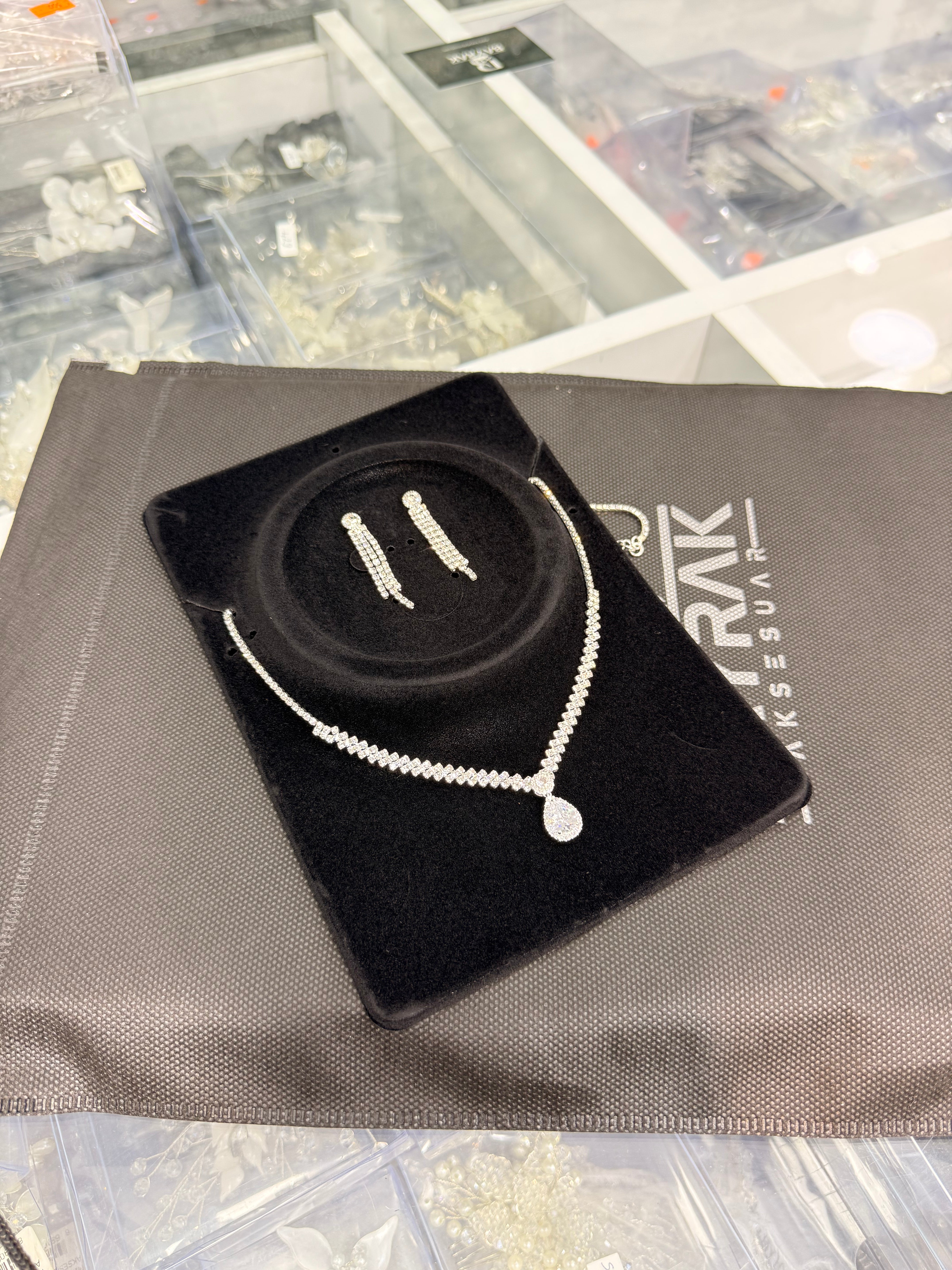 ABİYE TAŞLI TAKI SETİ - BBTK 2110