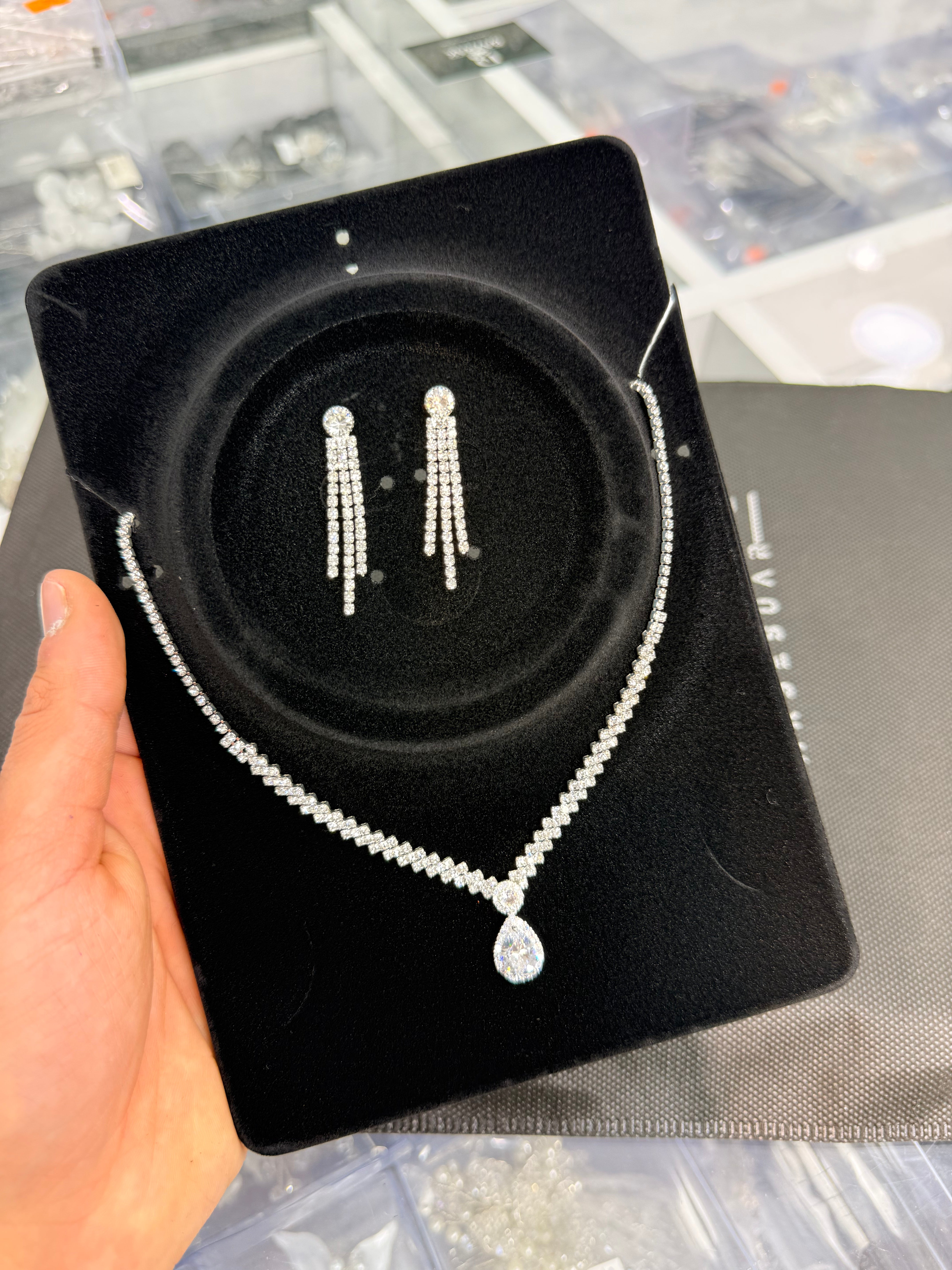 ABİYE TAŞLI TAKI SETİ - BBTK 2110