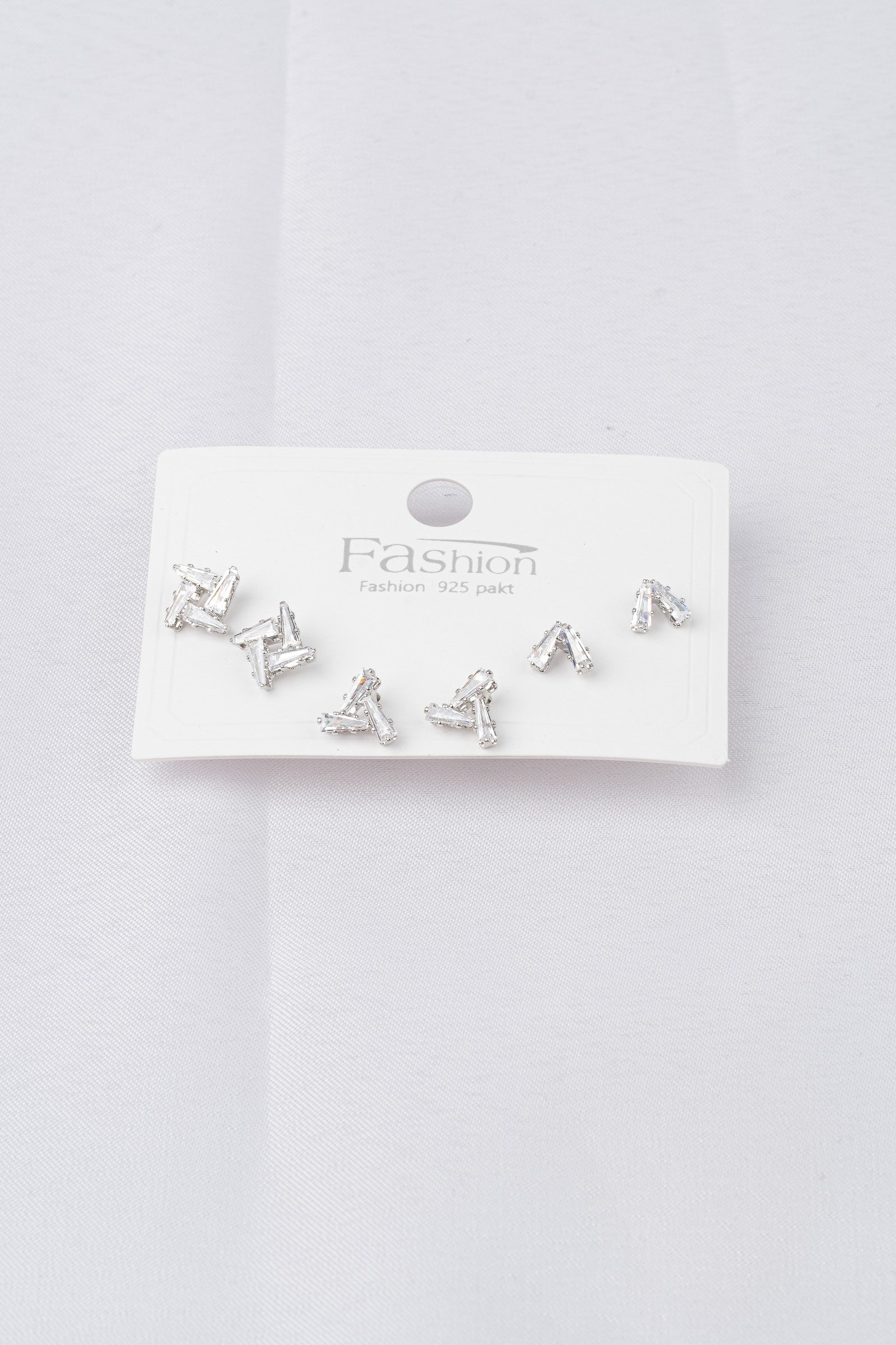Rodyum Kaplama Zirkon Taşlı Küpe - ZK 144