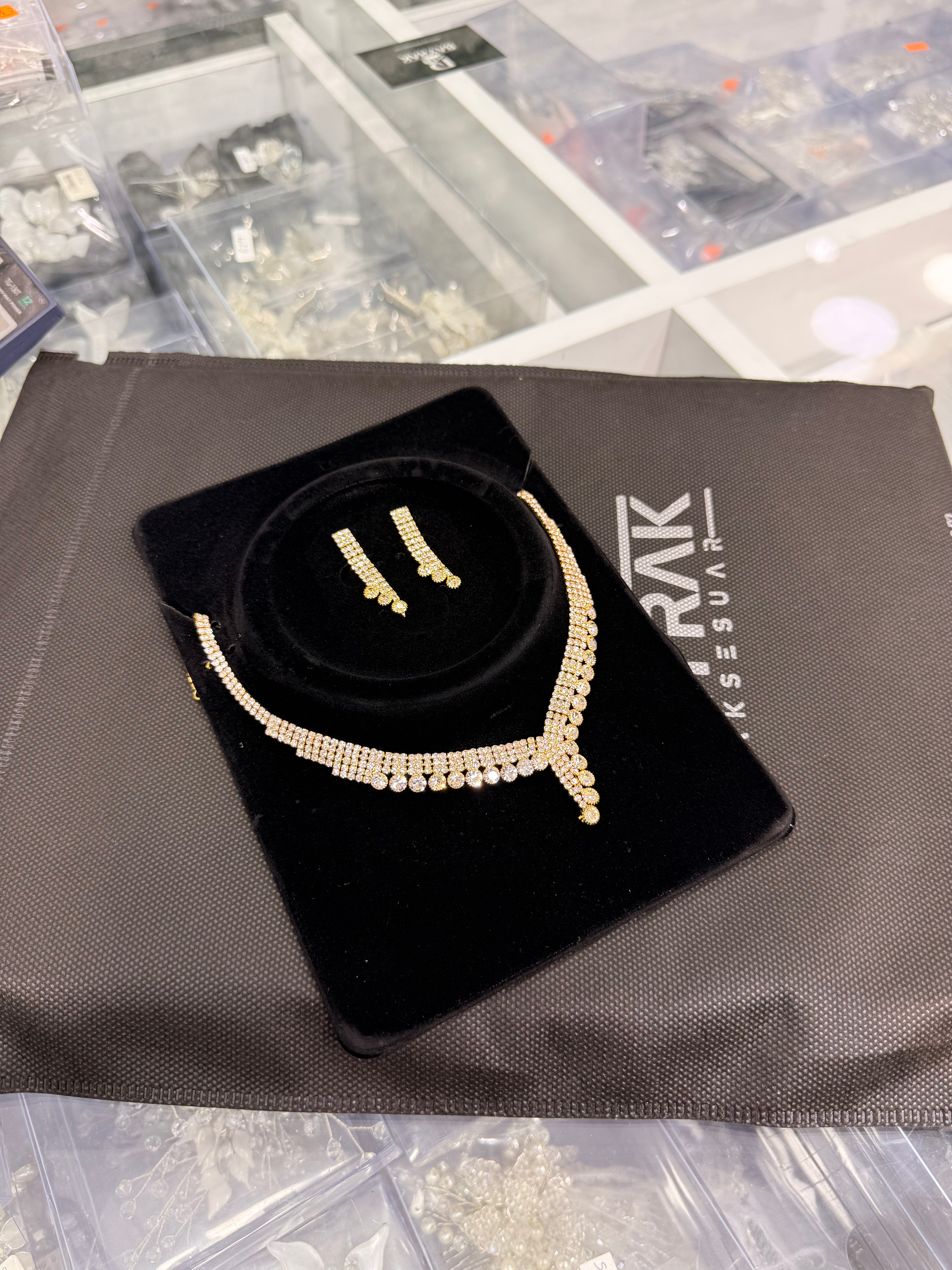 ABİYE TAŞLI TAKI SETİ - BBTK 2230