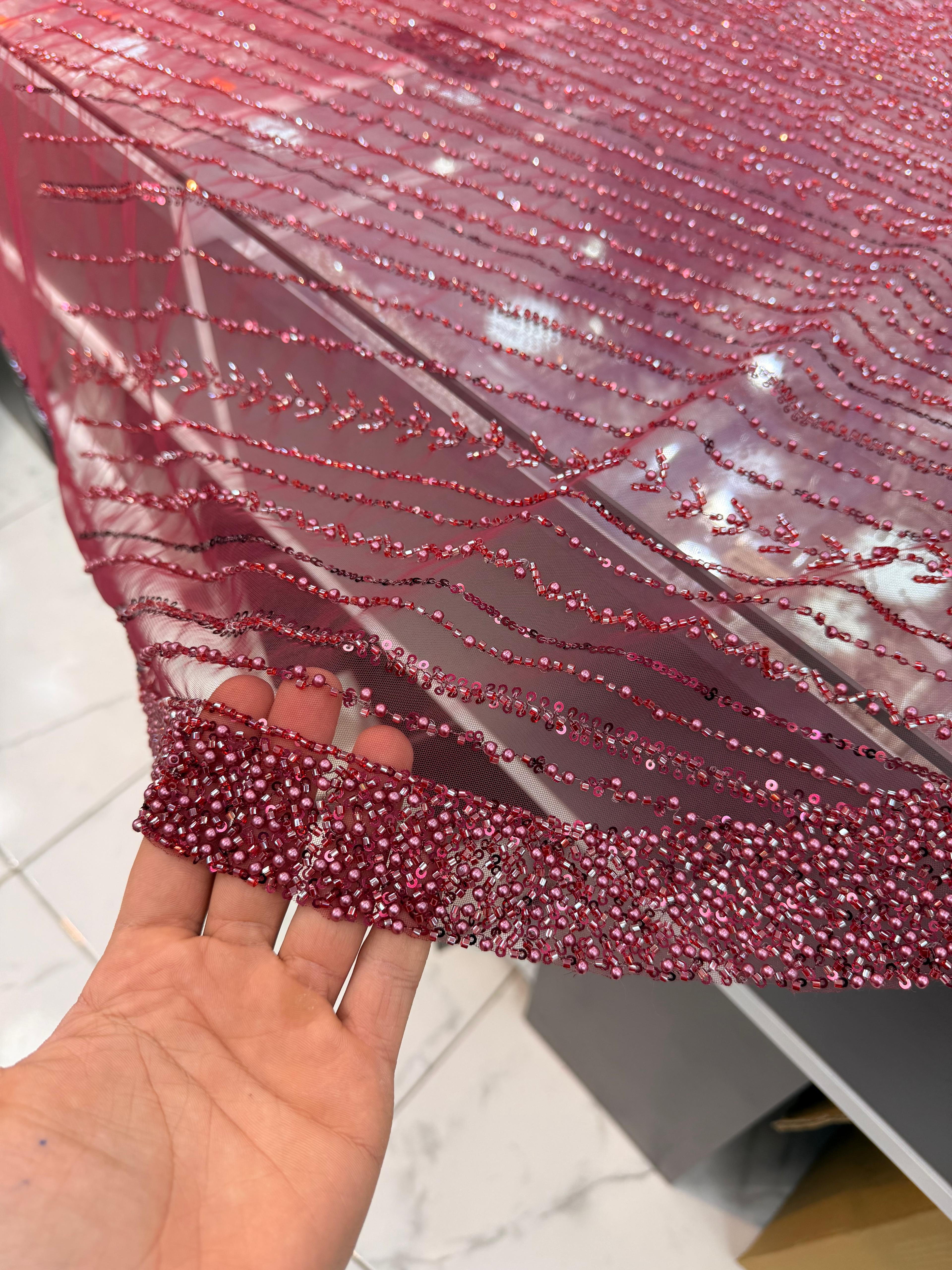 BD 319 | Makine İşlemesi Duvak Bordo