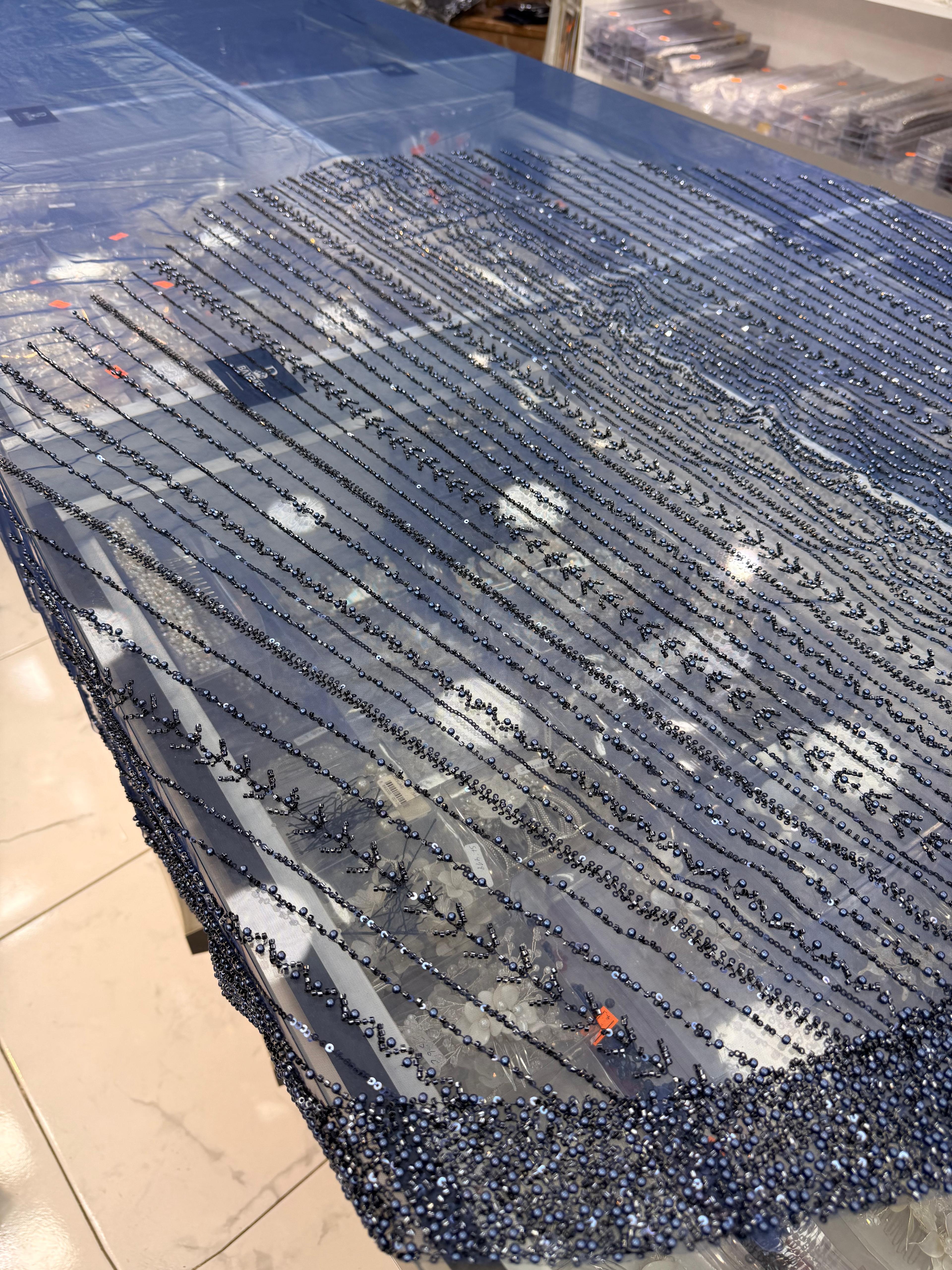 BD 319 | Makine İşlemesi Duvak Lacivert