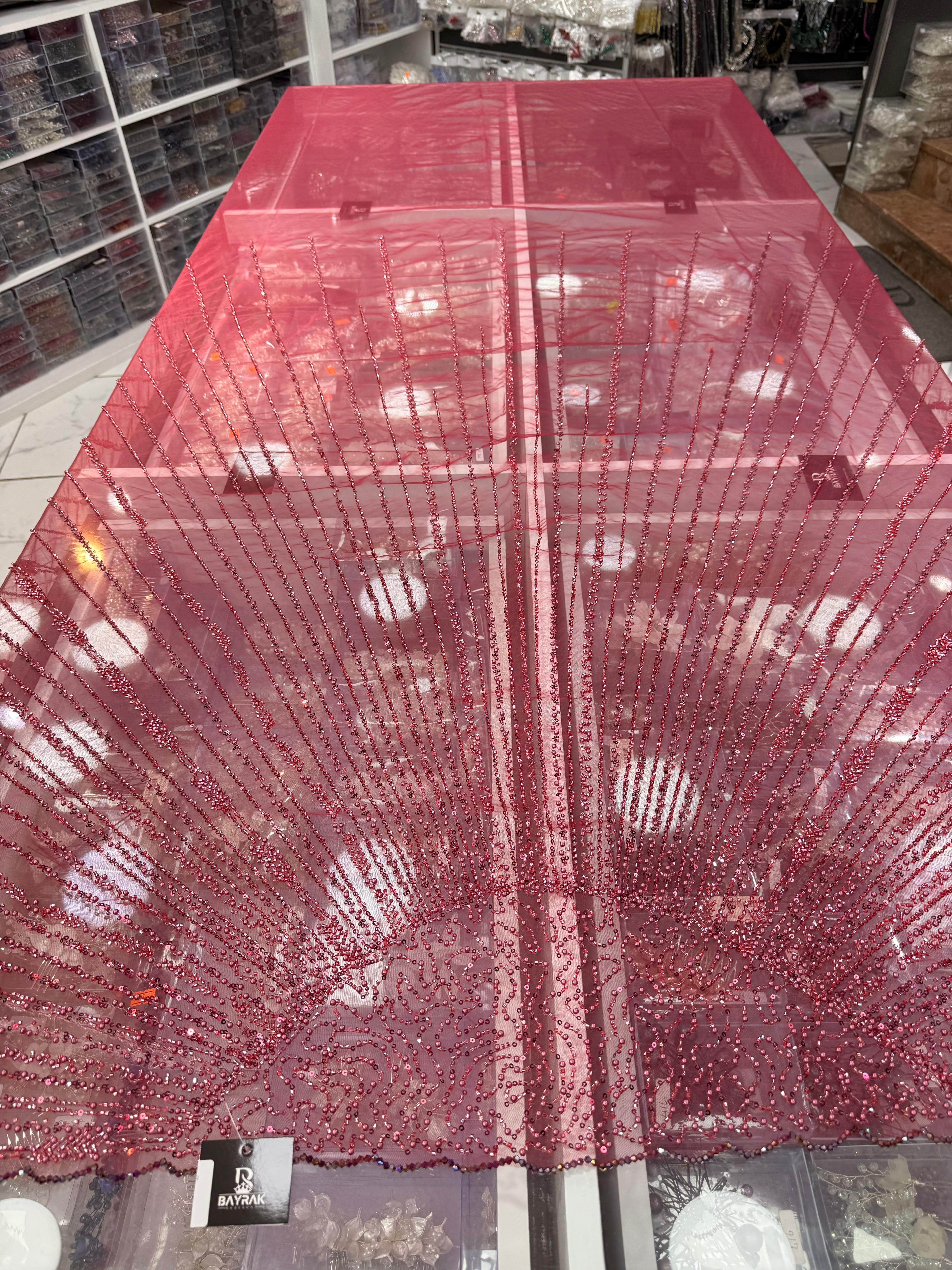 BD 374 | Makine İşlemeli Duvak Bordo