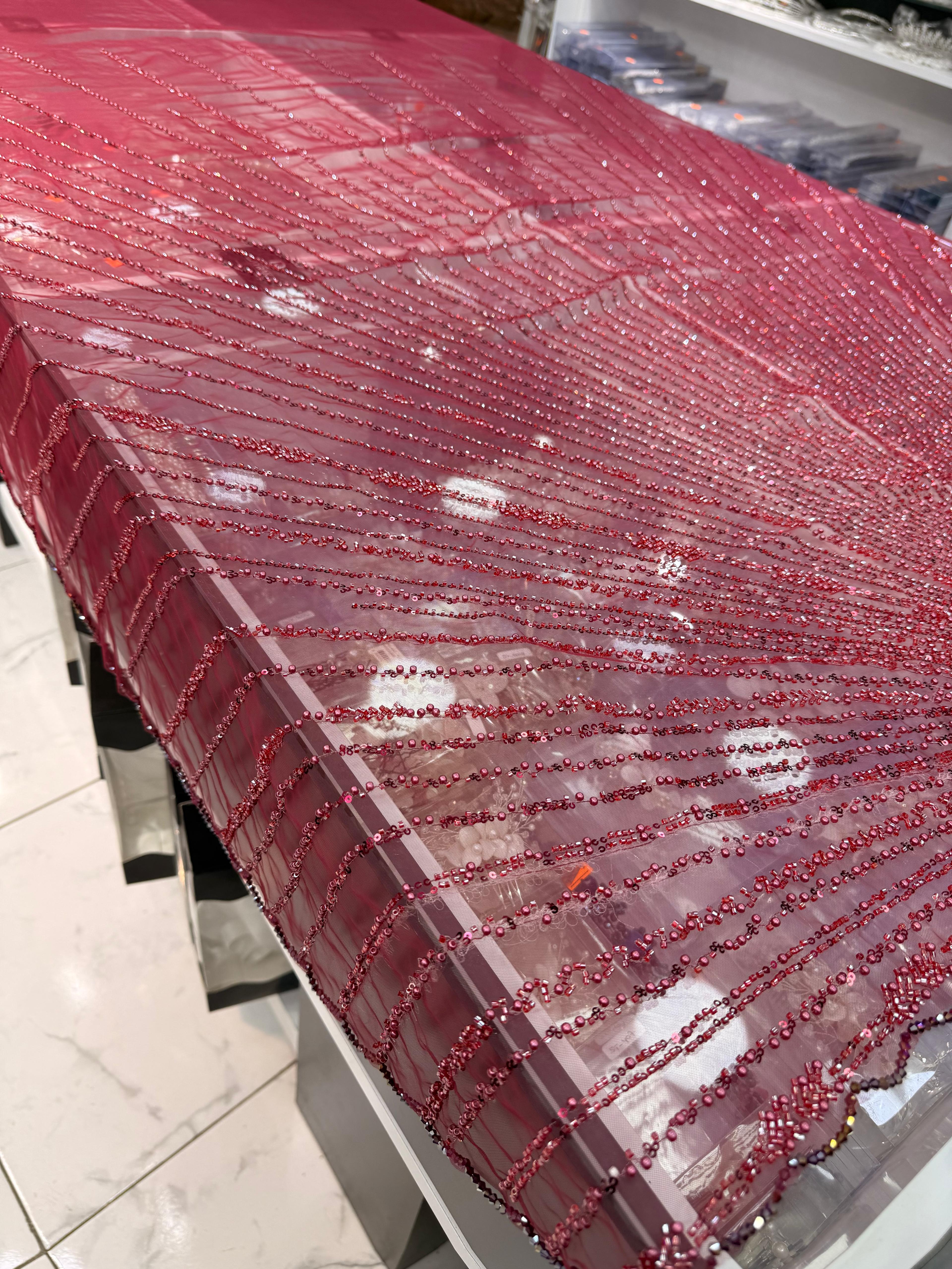 BD 374 | Makine İşlemeli Duvak Bordo