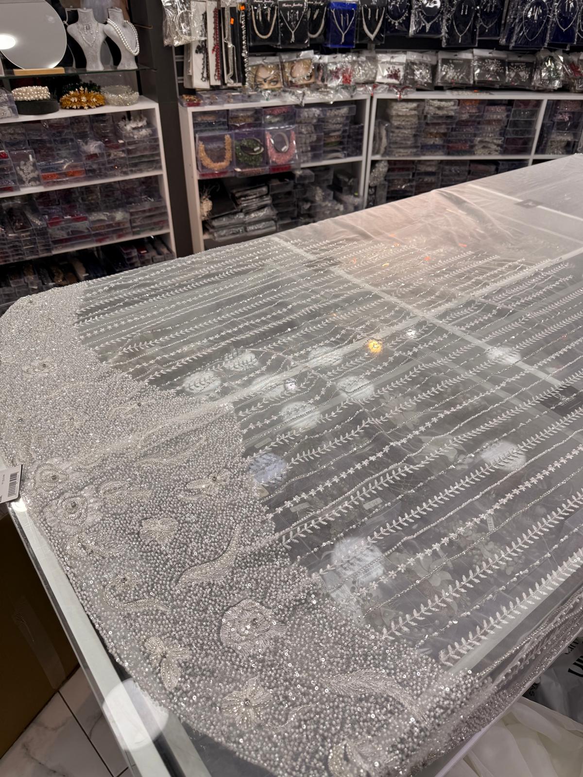 BD 381 | Makine İşçiliği Duvak